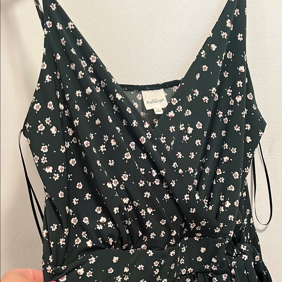 Green Floral Jumpsuit - Picture 6 of 9